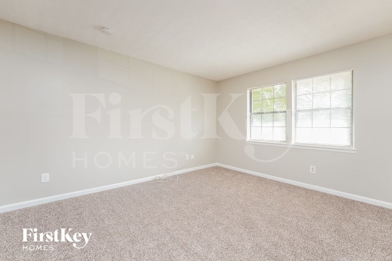 2261 Cherokee Valley Dr - Photo 5 of 18
