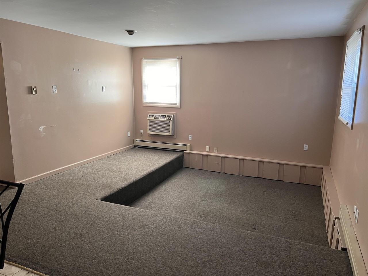 1907 10th Street - Photo 2 of 16