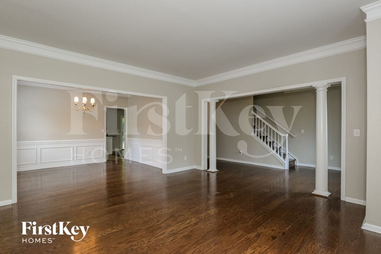 13622 Edgetree Dr - Photo 3 of 15