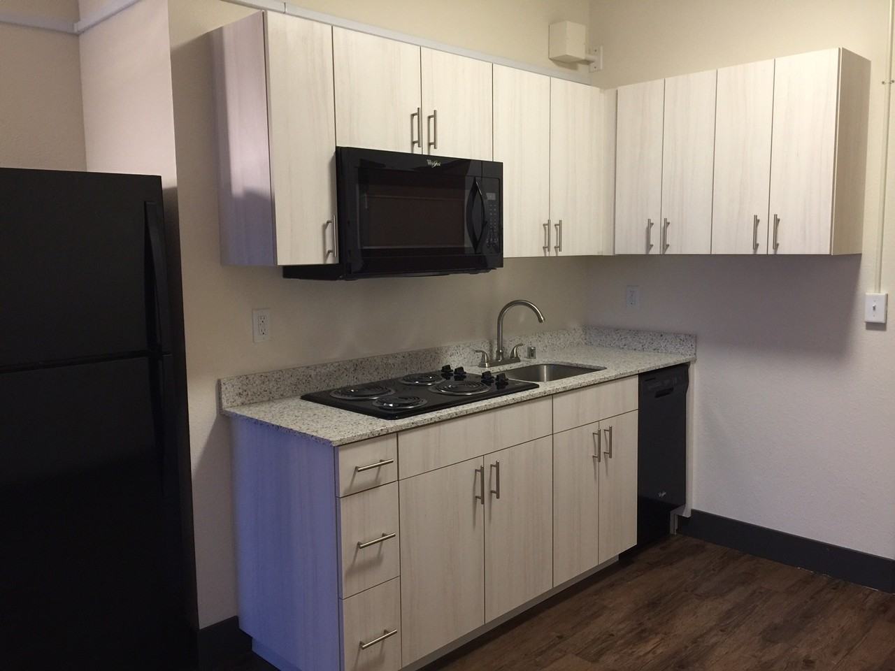 726 N Markeson St - AJAJ One LLC - Photo 5 of 16