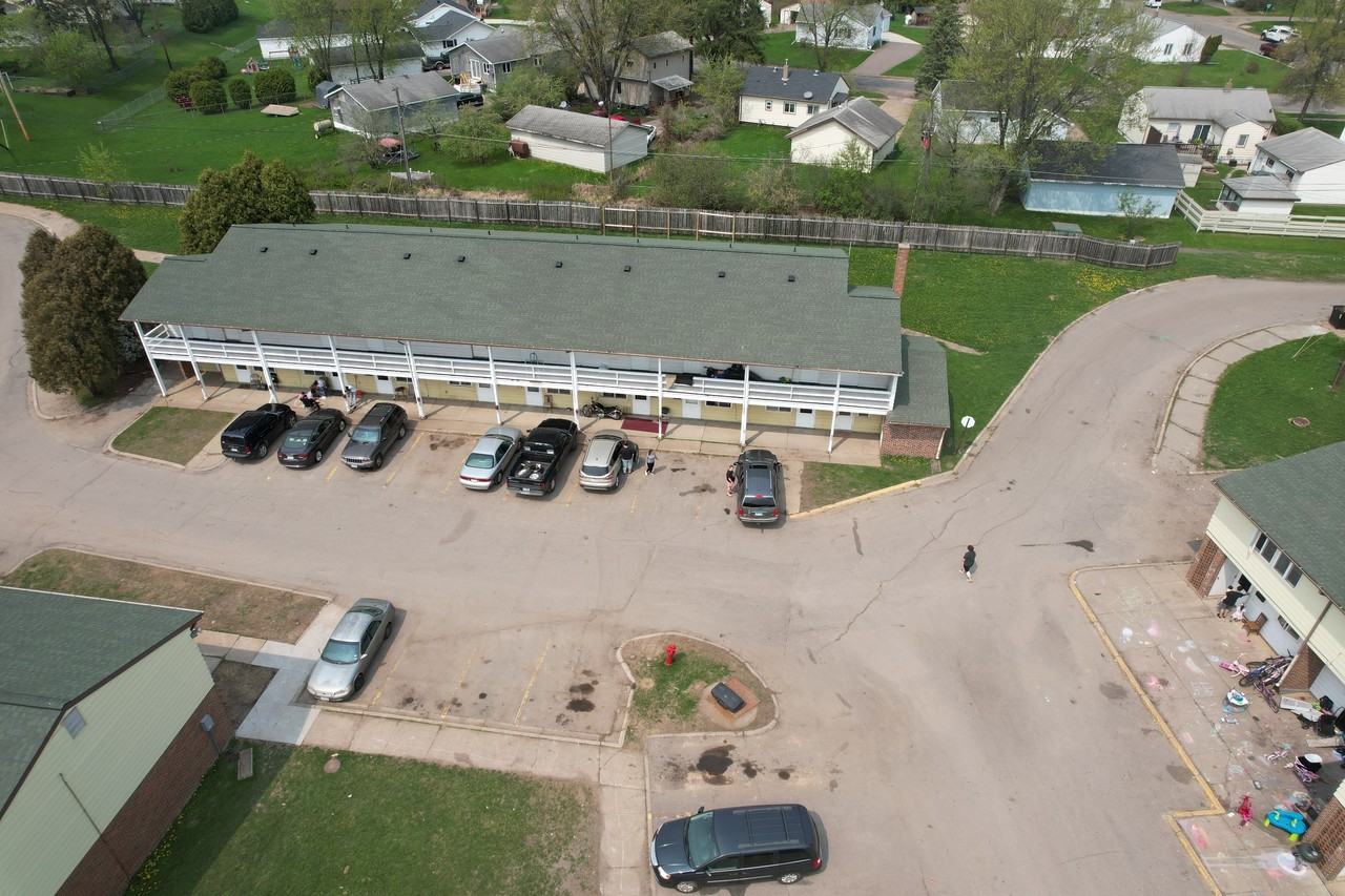 Graysherwood - Photo 2 of 26