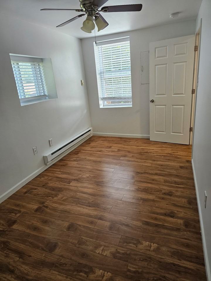 5312 Wyalusing Avenue - Photo 3 of 11