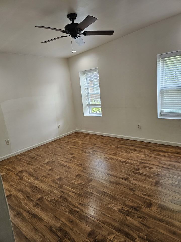 5312 Wyalusing Avenue - Photo 6 of 11