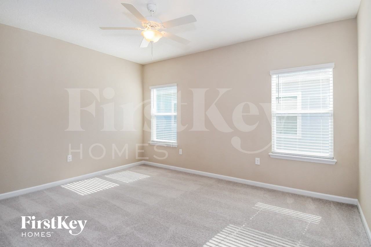 385 Stone Arbor Ln - Photo 7 of 15