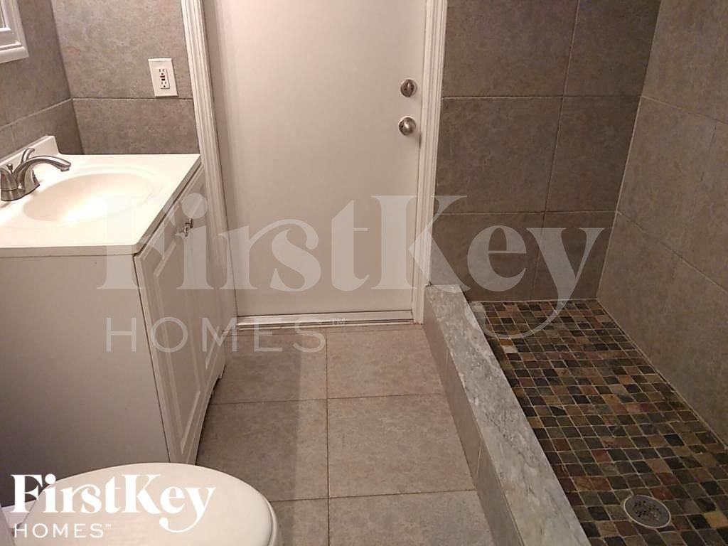 7518 Nw 42nd Dr - Photo 7 of 11