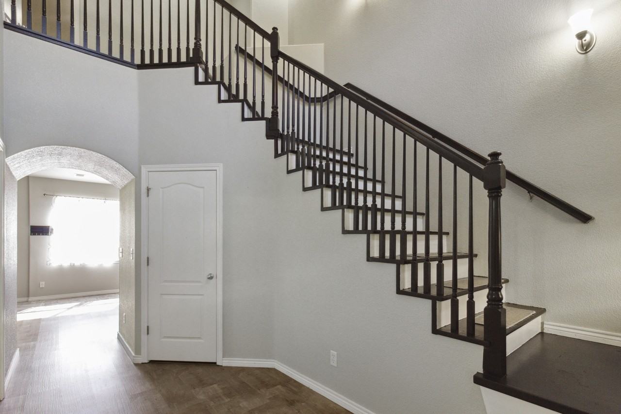 5552 29th St #1 - Photo 2 of 12