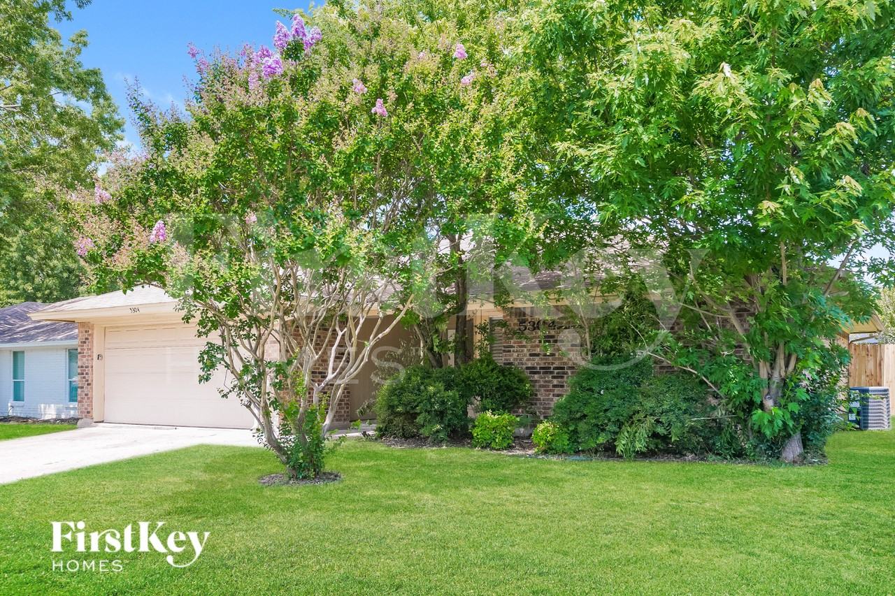 5304 Tamarack Ct - Photo 2 of 19
