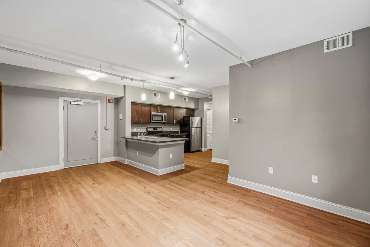 17 Mineral Springs Rd #104 - Photo 6 of 19