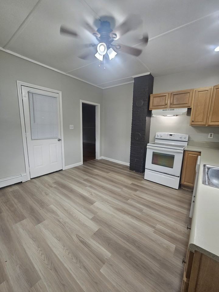 1719 Walker St #2 - Photo 2 of 9