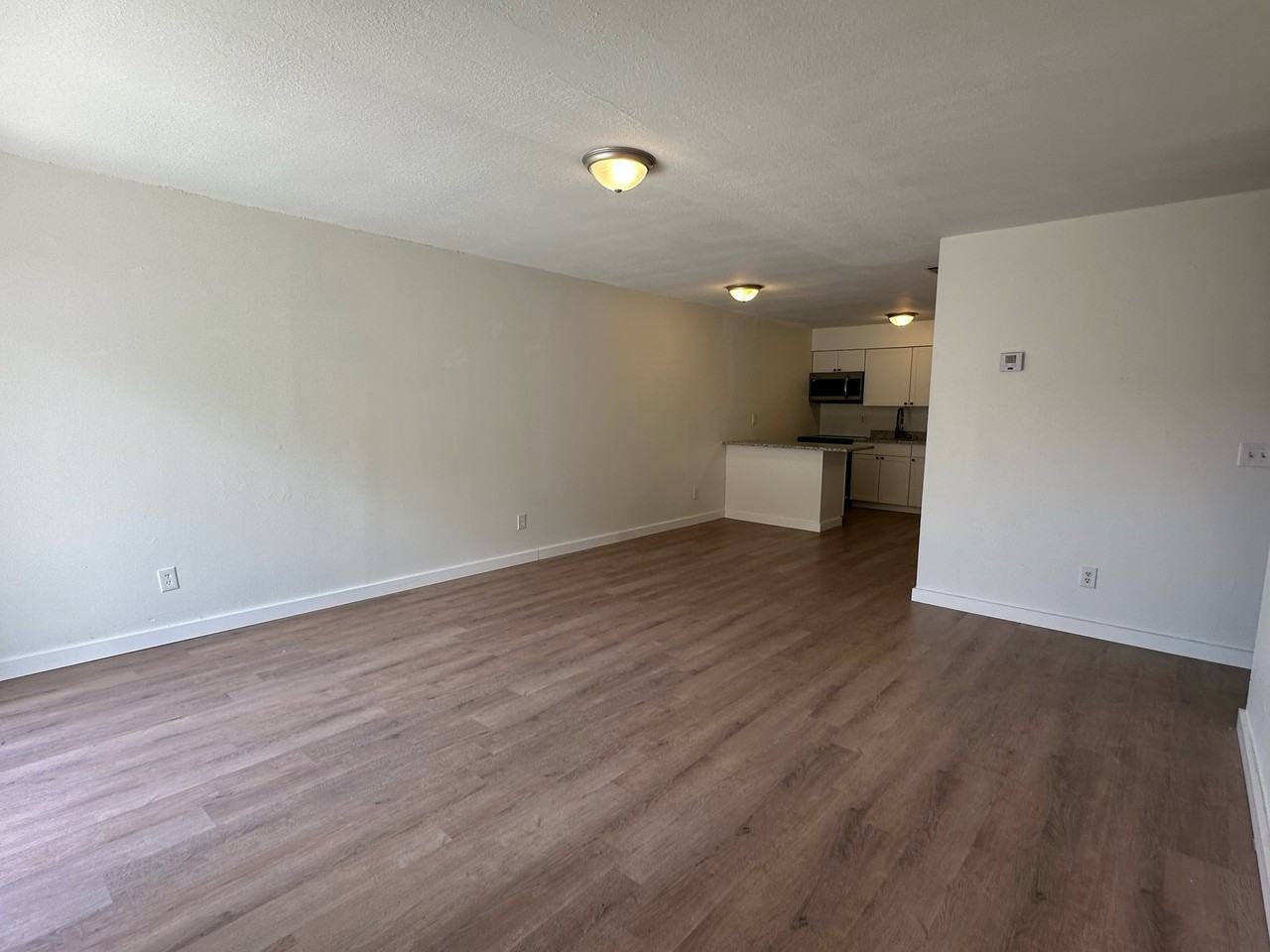 2931 Se 52nd Ave #D - Photo 5 of 20