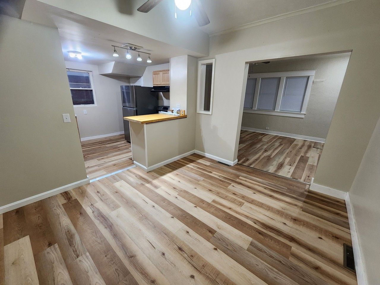 3117 Holland Street - Photo 2 of 13