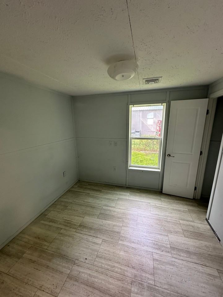 1168 Shedd Road - Photo 6 of 11