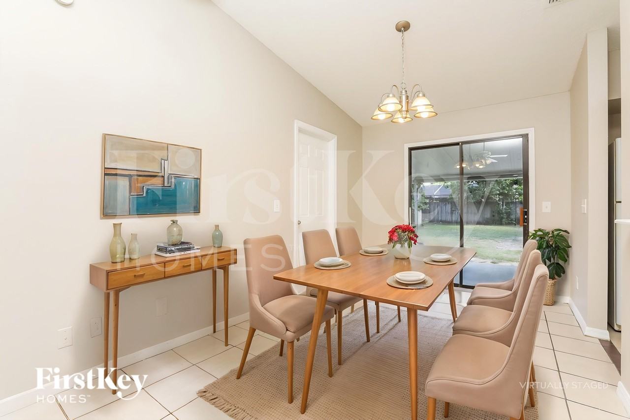 2084 Everest St - Photo 7 of 19