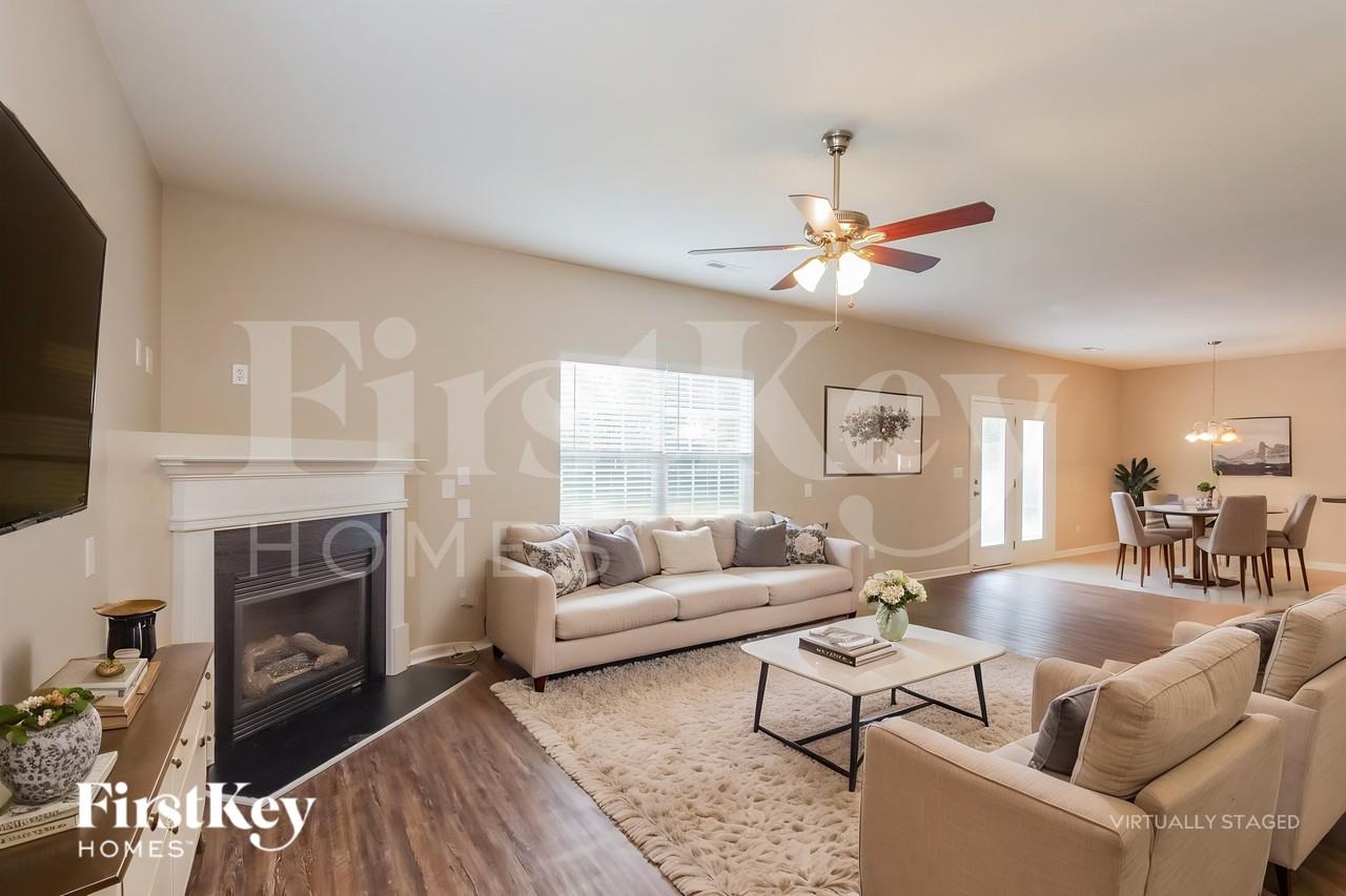 2026 Craver Meadows Dr - Photo 3 of 18