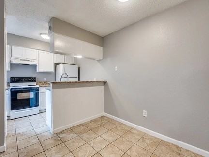 Evergreen Duplexes - Photo 5 of 12