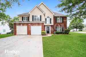 featured image of 15 Dairyland Dr