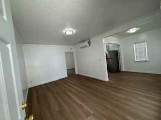 323 S. Avenue 20 - Photo 4 of 10