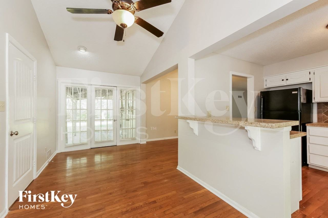 10400 E 79th Ter - Photo 6 of 16