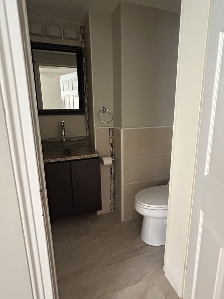 253 Beverly - Photo 6 of 15