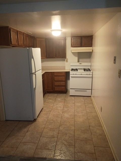 1526 South 92nd Street - Photo 3 of 4