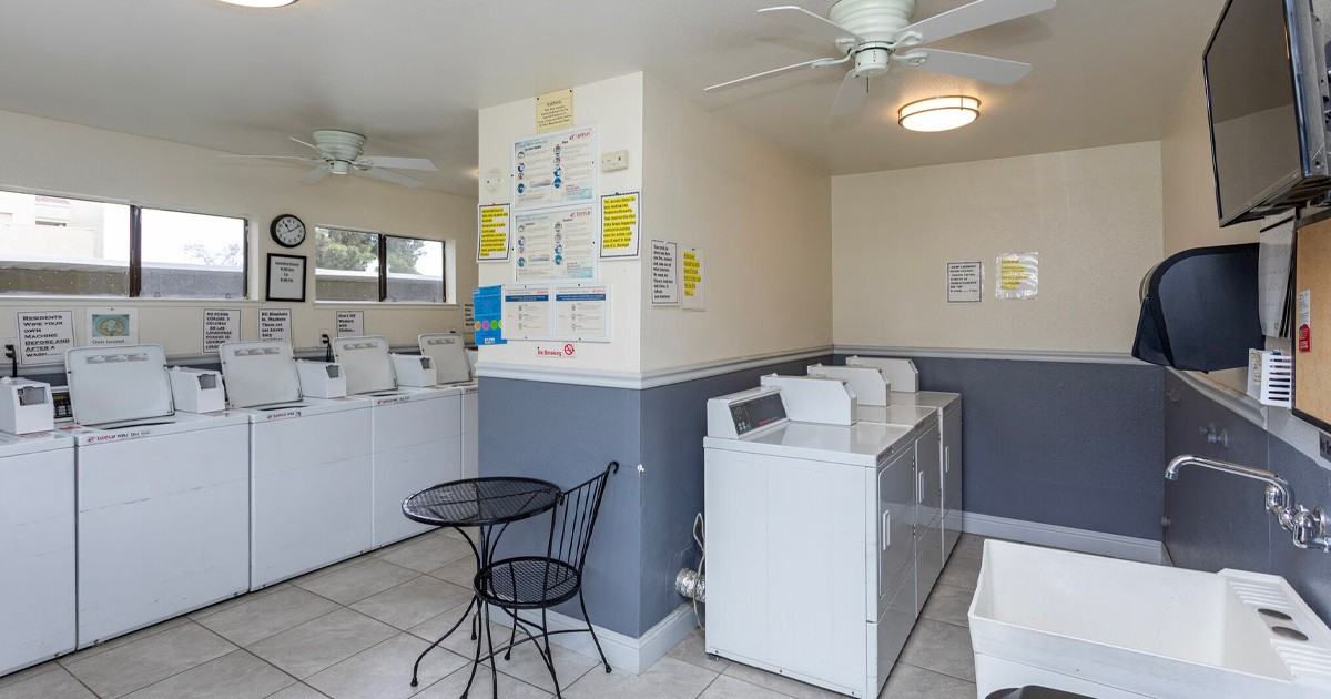 Greenwood Apartments - Photo 4 of 32