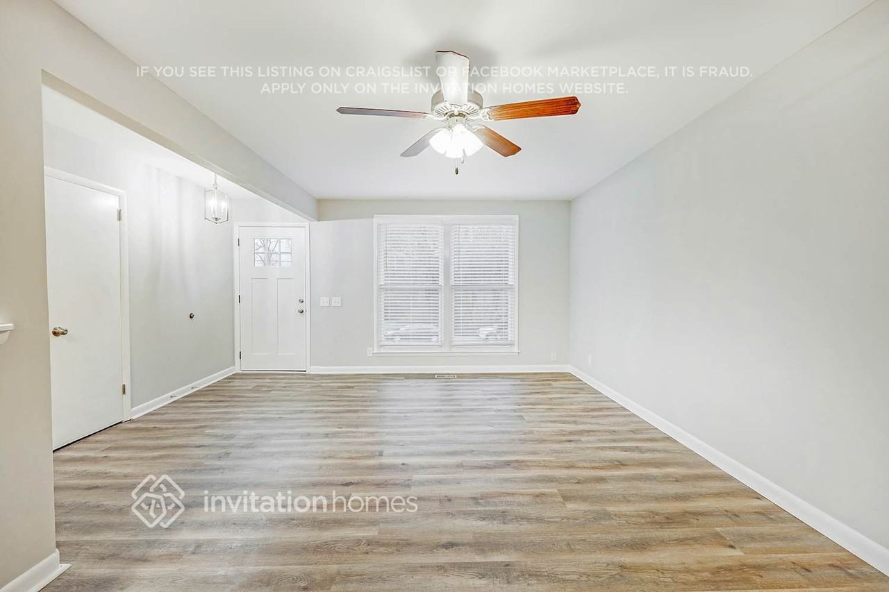 691 Frankfort Dr - Photo 4 of 21