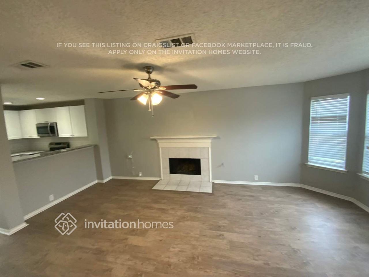 1400 Cloyne Dr - Photo 3 of 14