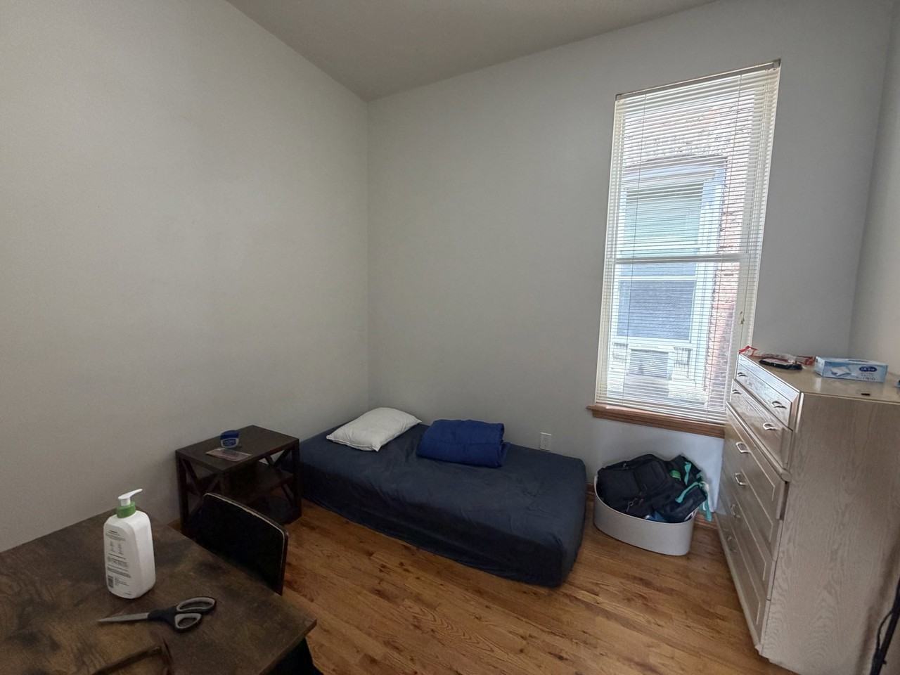 5432 S University Ave #3S - Photo 6 of 8