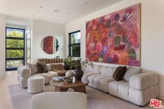 822 Superba Ave - Photo 7 of 8
