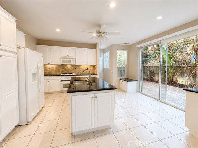 11625 Maynard Ave - Photo 5 of 8