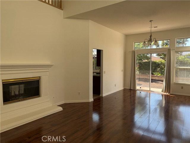 24962 Barclay Ln - Photo 3 of 8