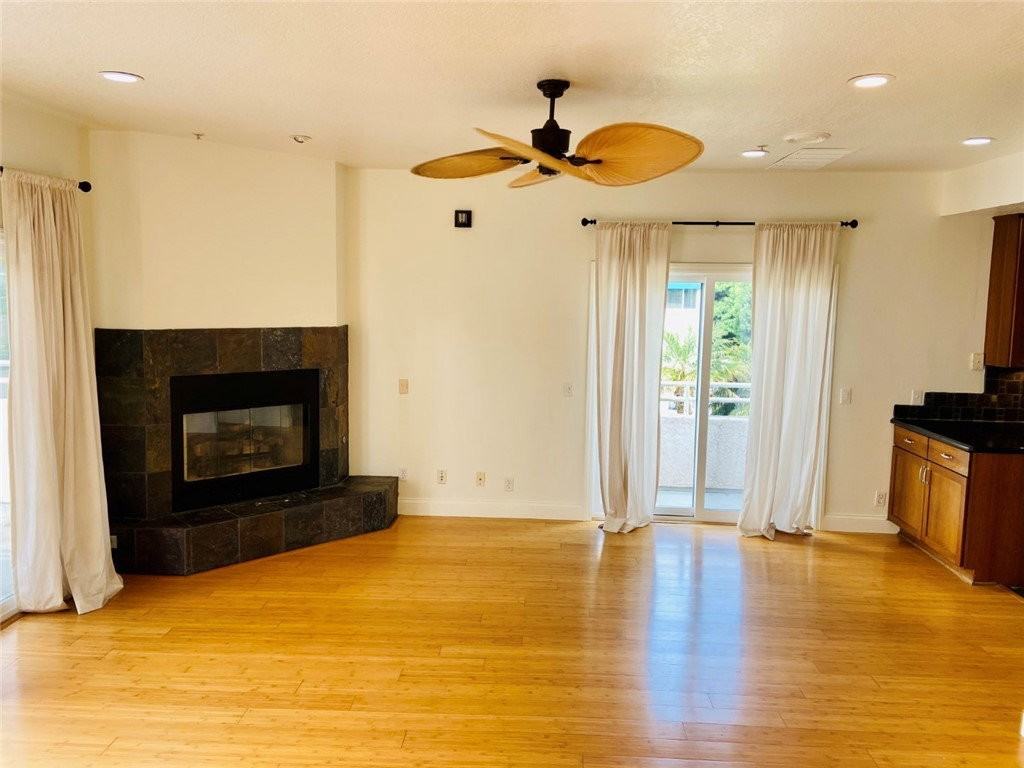 20812 Beach Blvd - Photo 3 of 8