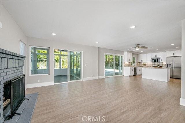 33372 Breezy Pl - Photo 4 of 8
