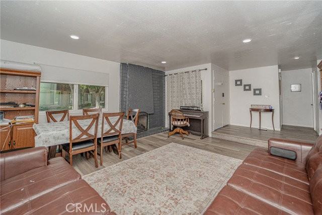 11321 Hart Way - Photo 3 of 6