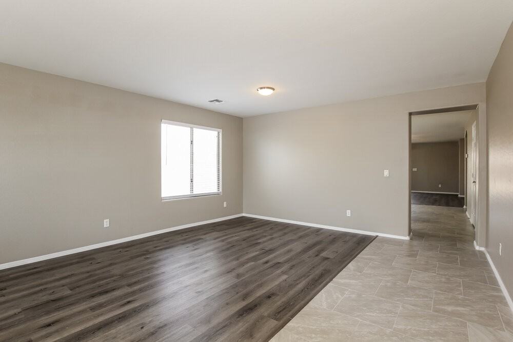 1715 W Saint Catherine Ave - Photo 3 of 16