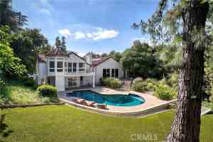 featured image of 4414 Park Mallorca