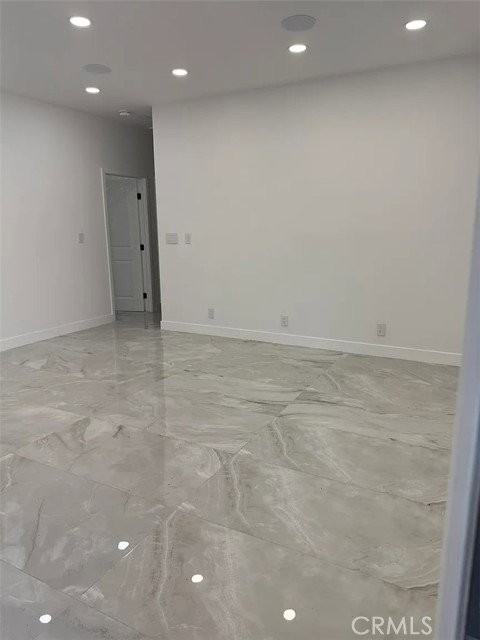 522 Stanford Rd - Photo 2 of 8