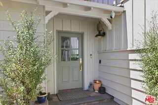3240 Tilden Ave - Photo 3 of 8