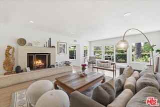 3240 Tilden Ave - Photo 6 of 8