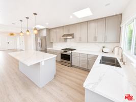 featured image of 1636 Courtney Ave
