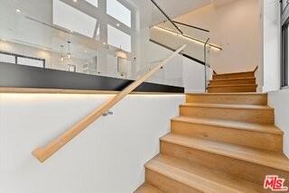 1410 1/2 N Poinsettia Pl - Photo 5 of 8