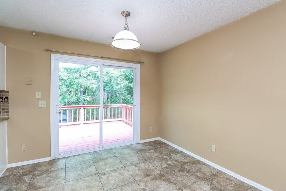 8307 Houndstooth Dr - Photo 7 of 17