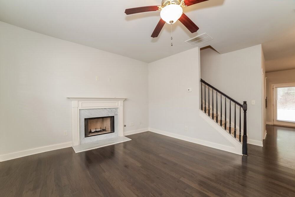 89 Greatwood Ln - Photo 4 of 17