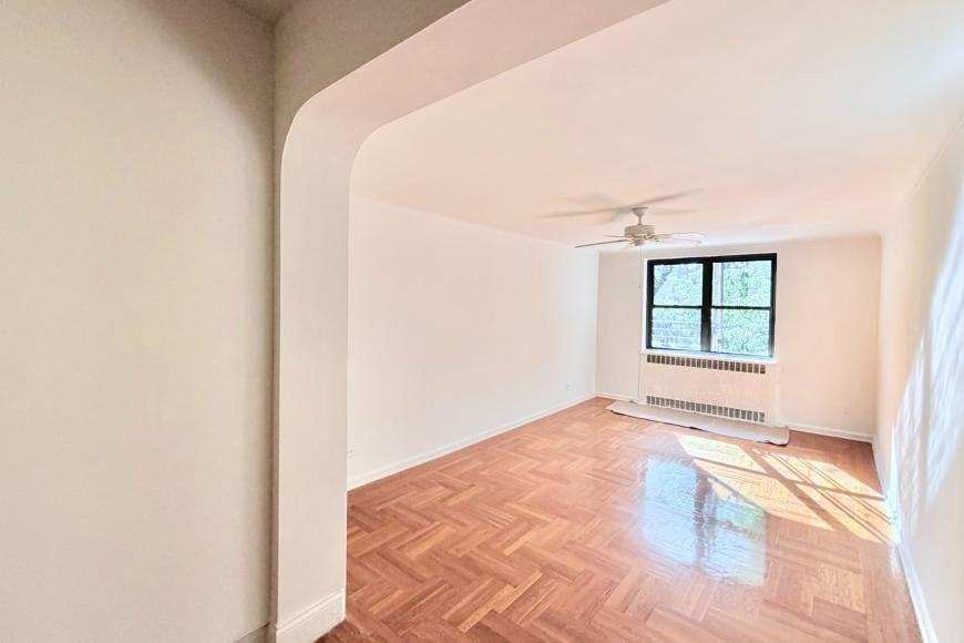 700 Fort Washington Ave - Photo 3 of 9