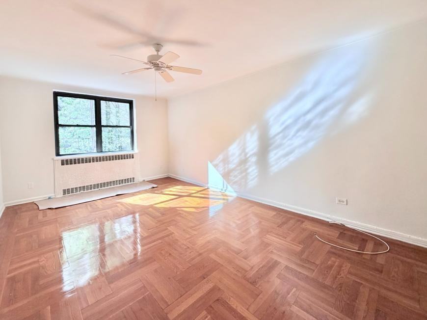 700 Fort Washington Ave - Photo 4 of 9
