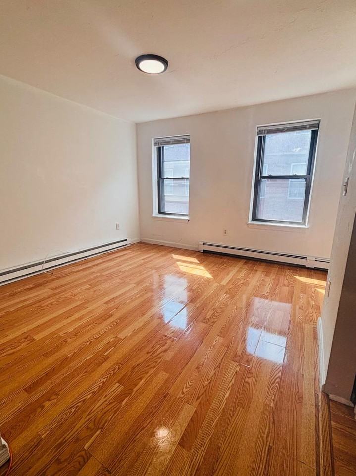 6 Pembroke St - Photo 2 of 10