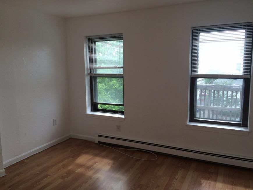 6 Pembroke St - Photo 6 of 10