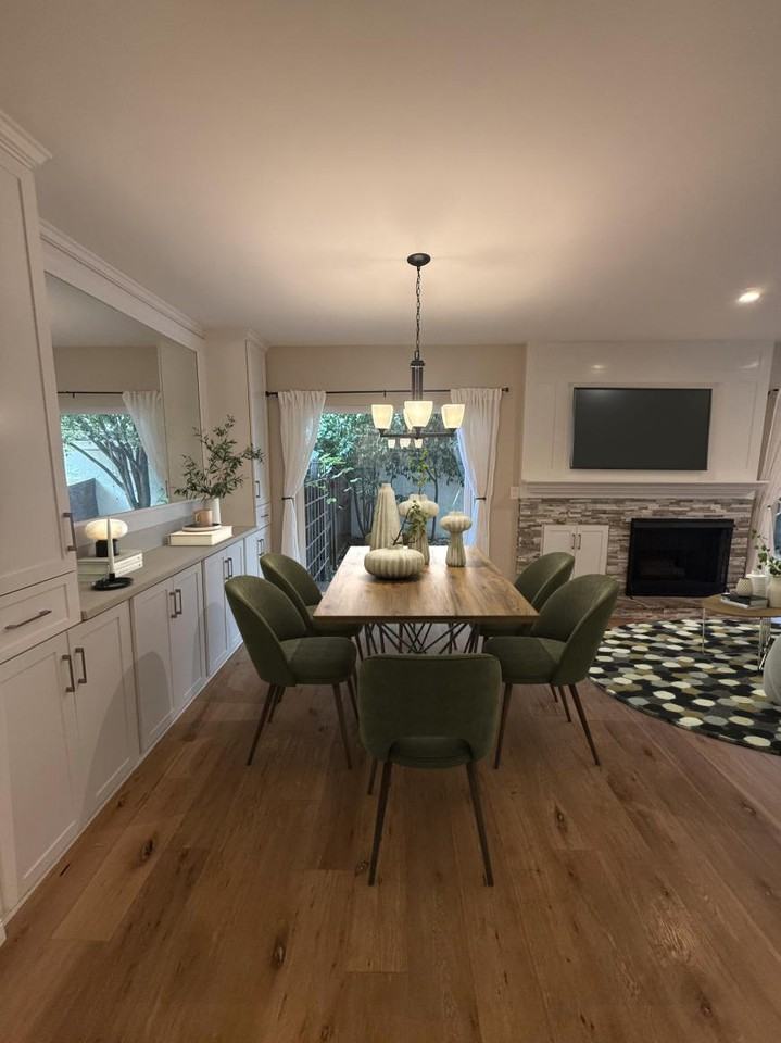 1414 Ocean Park Blvd - Photo 4 of 10