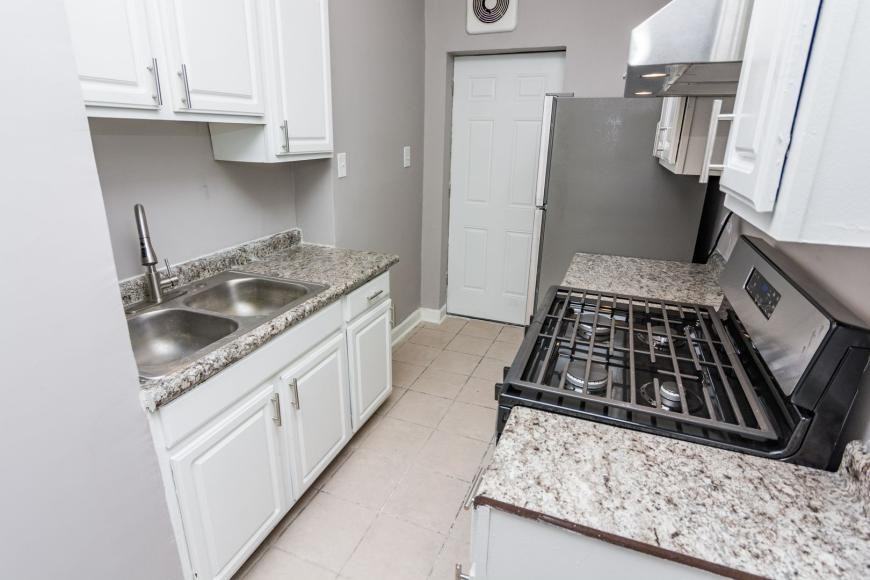 2475 E 74th Pl - Photo 2 of 6