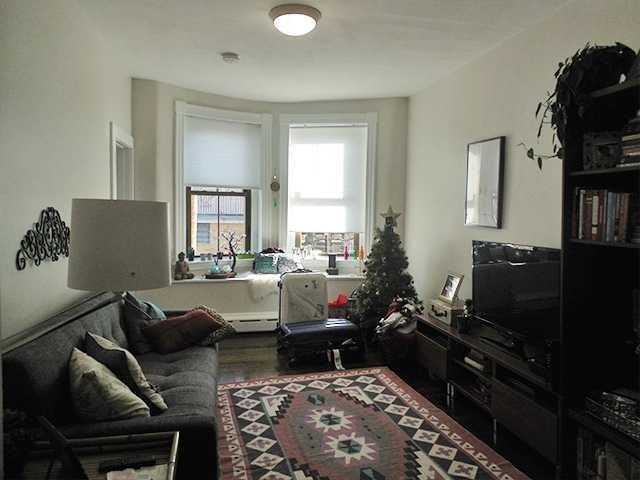 118 Willow St - Photo 5 of 8